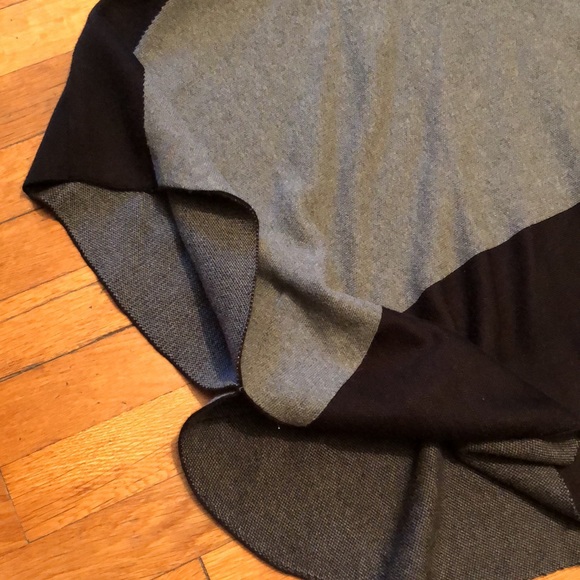 Fever Turtle/Cowl Neck Colorblock Poncho Sweater, size 1X - Picture 6 of 14